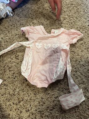 Pink Heart Appliqué Baby One-Piece Romper
